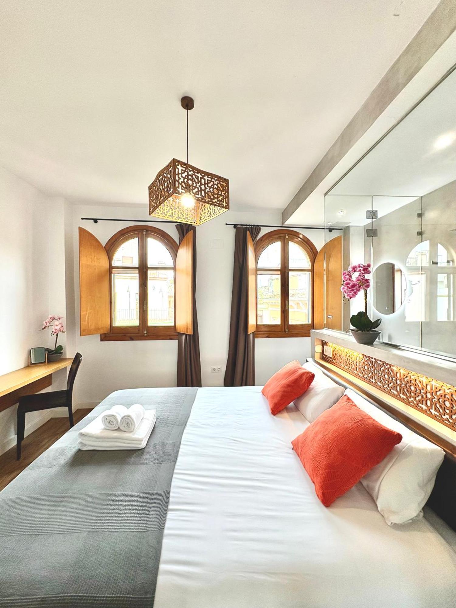 Unique House - Private Spa&Pool -Stayin세비야 외부 사진