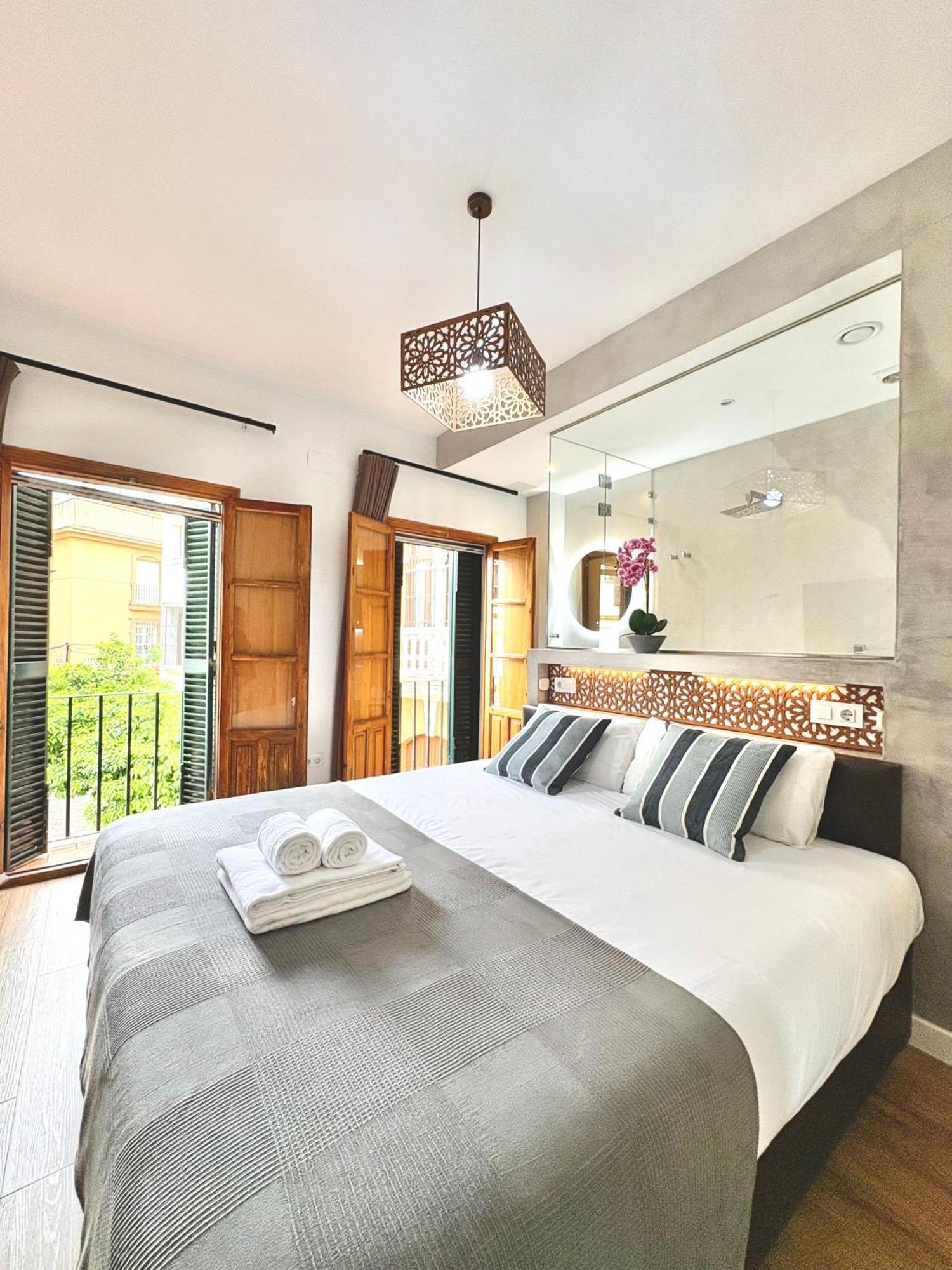 Unique House - Private Spa&Pool -Stayin세비야 외부 사진