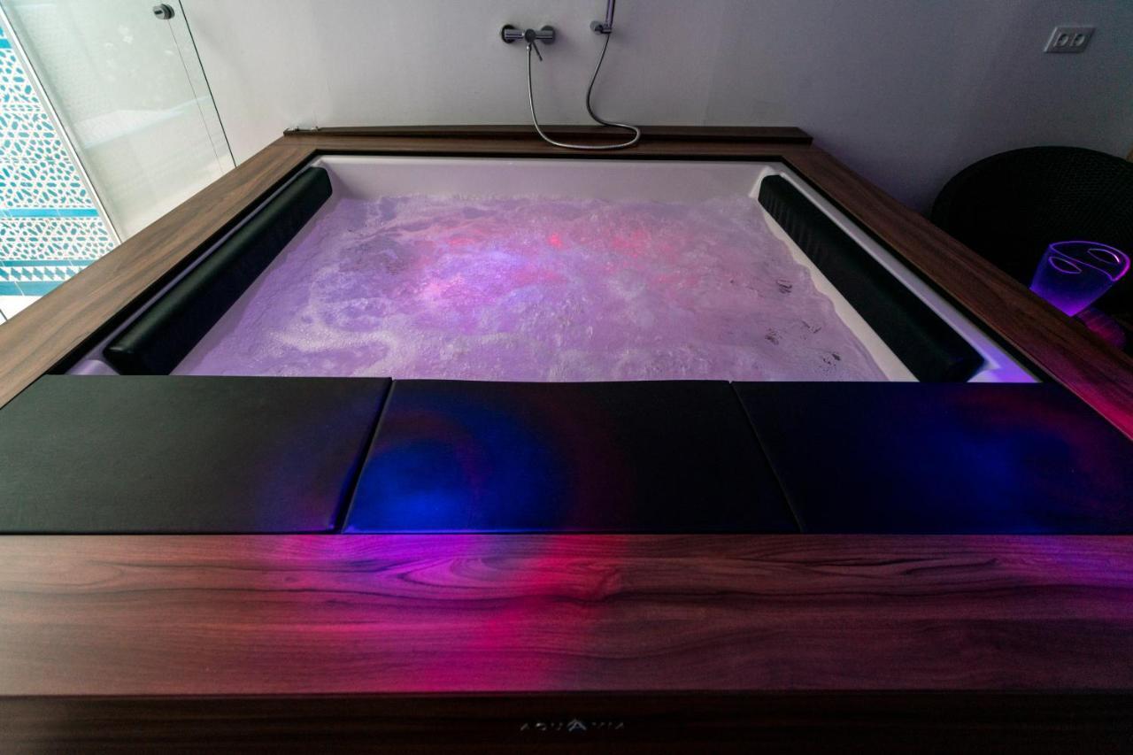 Unique House - Private Spa&Pool -Stayin세비야 외부 사진